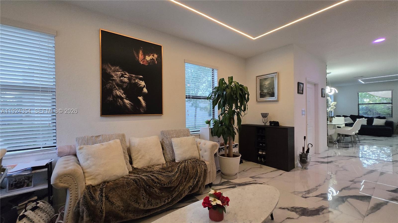 VIA VENTURE NEIGHBORHOOD - Residential