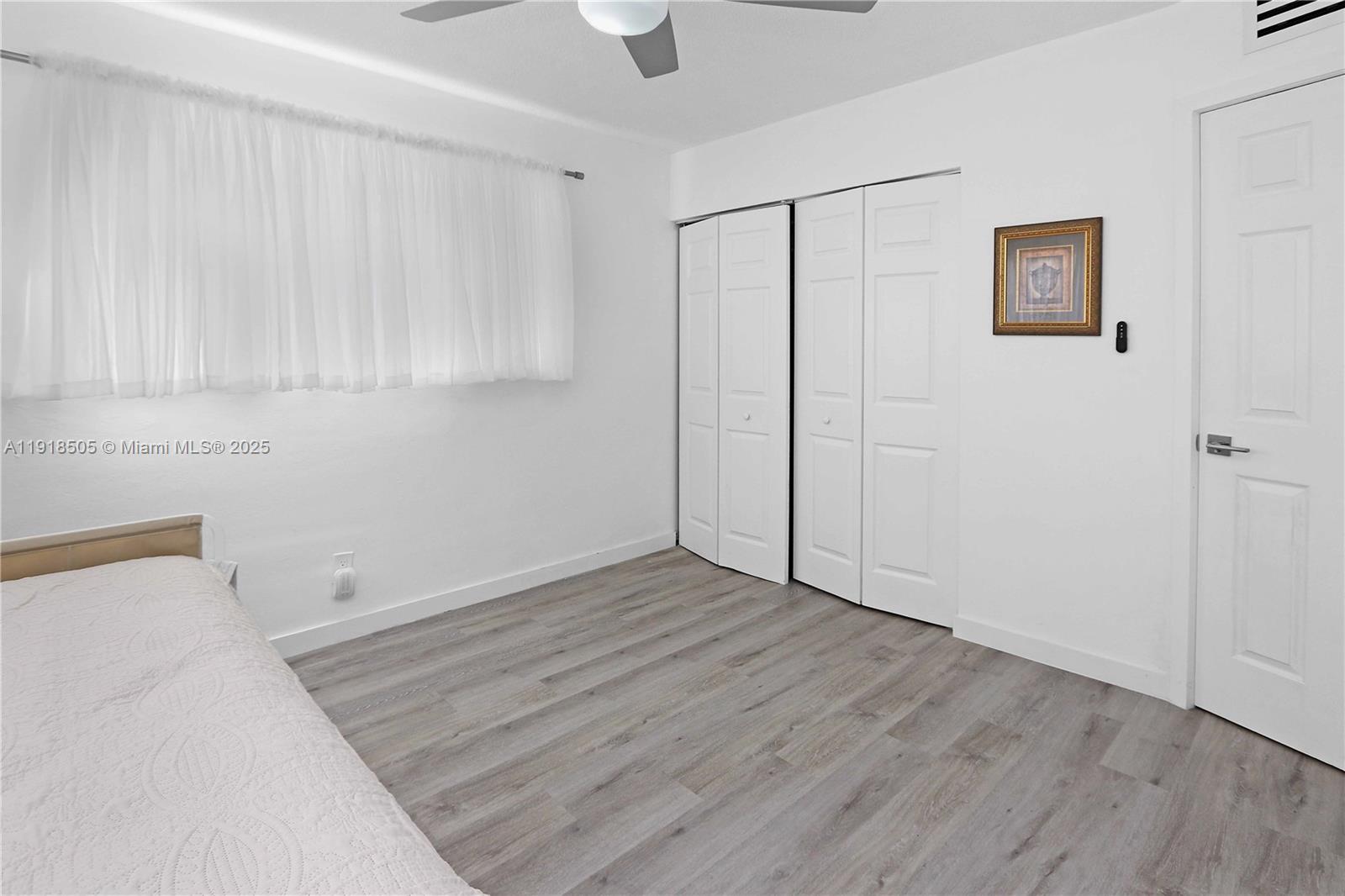 CASA PARADISO CO-OP - Residential