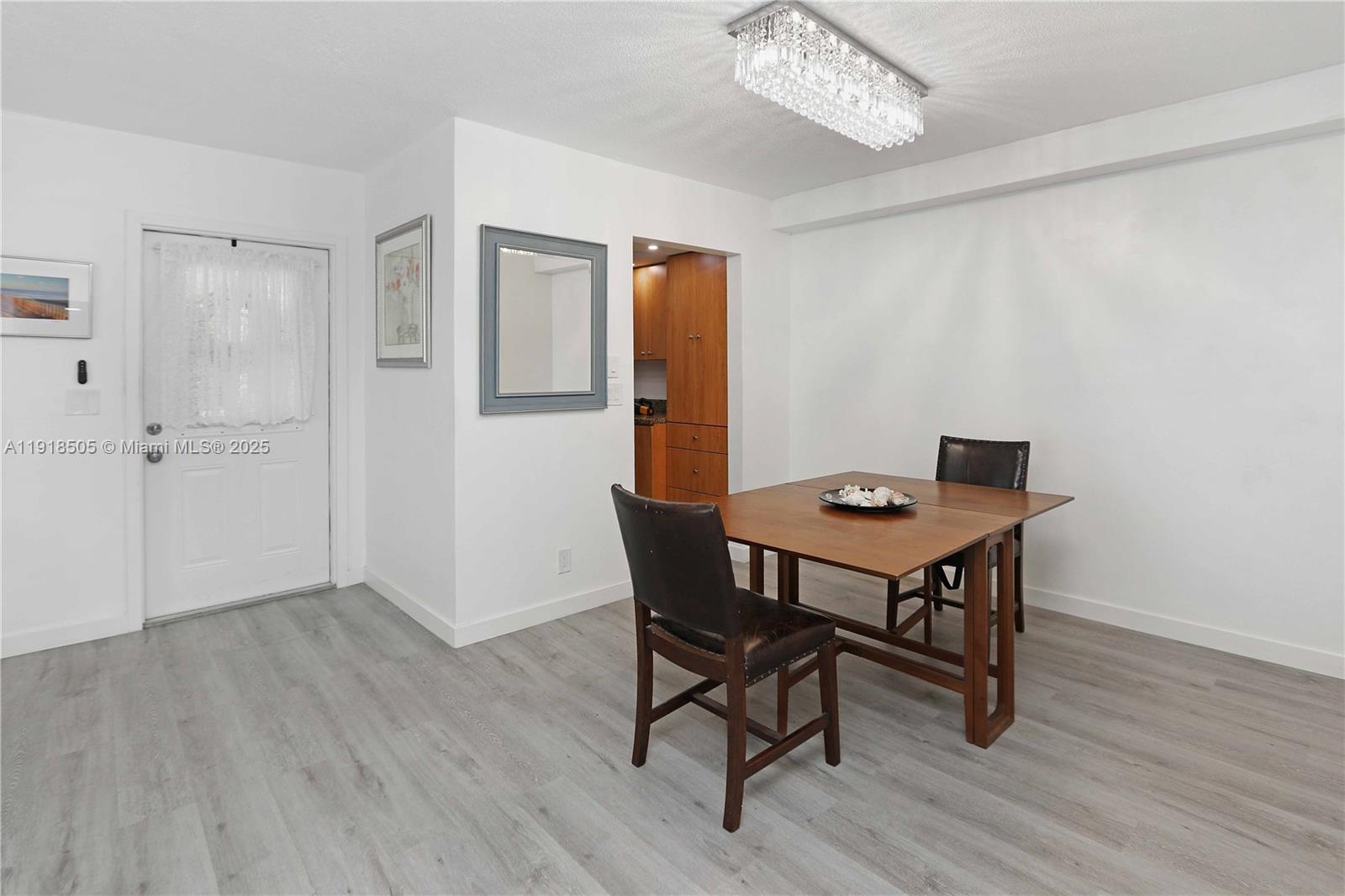 CASA PARADISO CO-OP - Residential