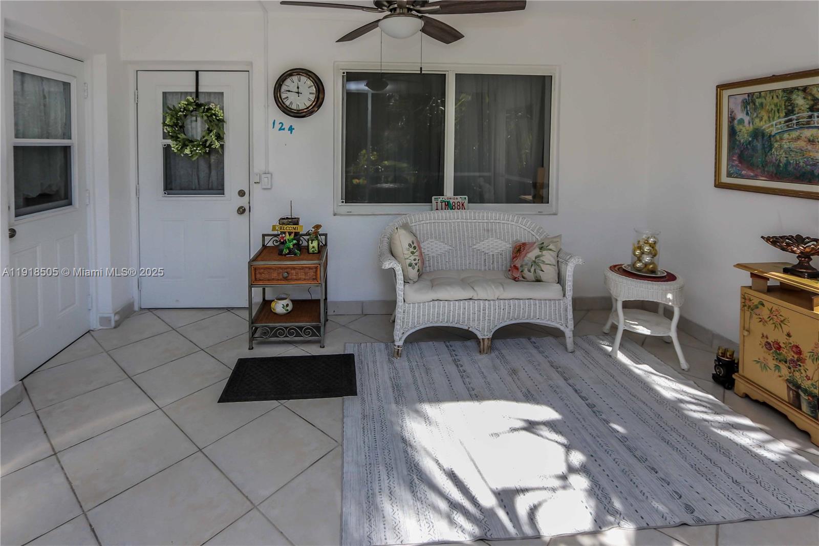 CASA PARADISO CO-OP - Residential