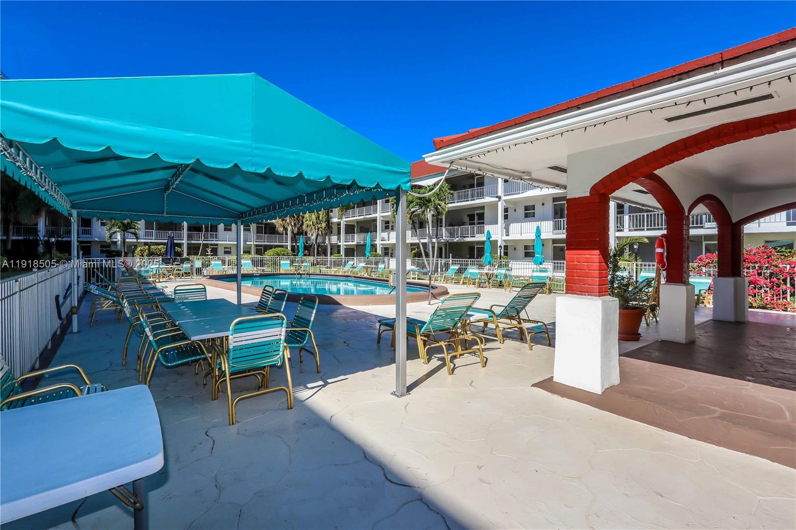 CASA PARADISO CO-OP - Residential