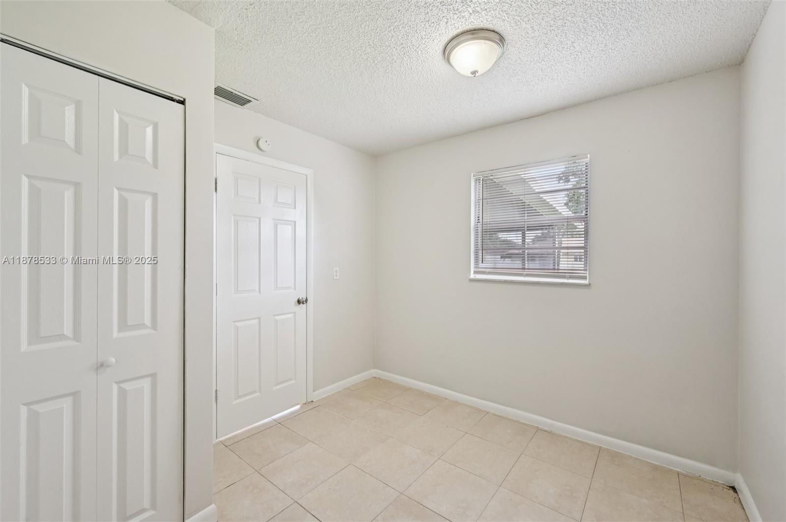 PORT ST LUCIE SECTION 25 - Residential