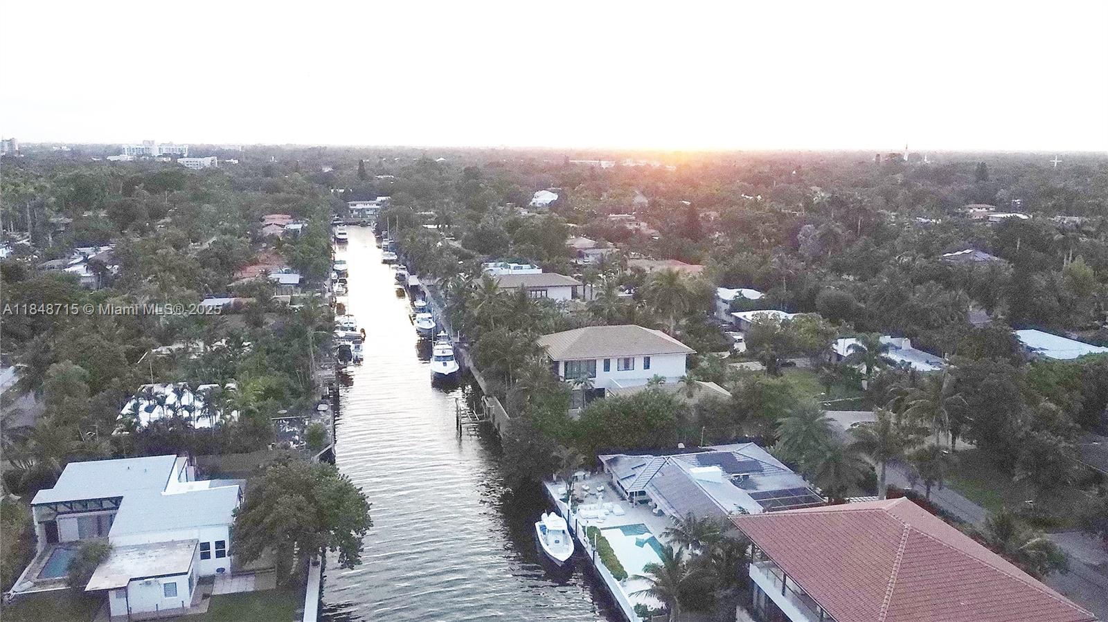 DAVIS HARBOR - Residential
