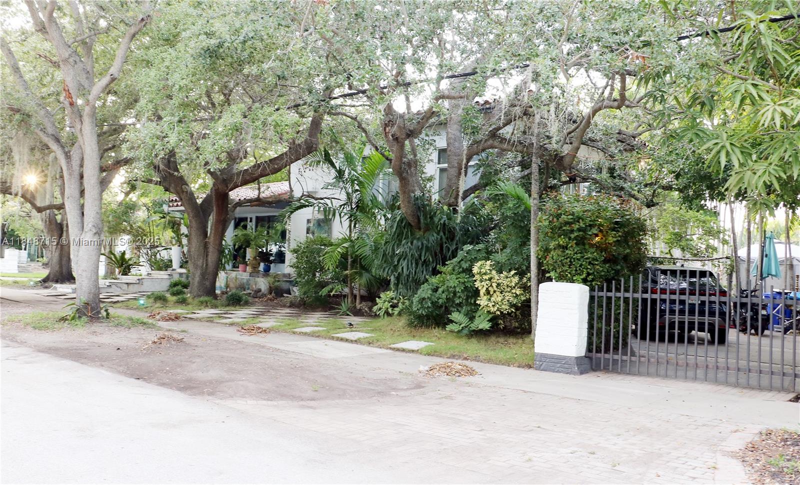 DAVIS HARBOR - Residential