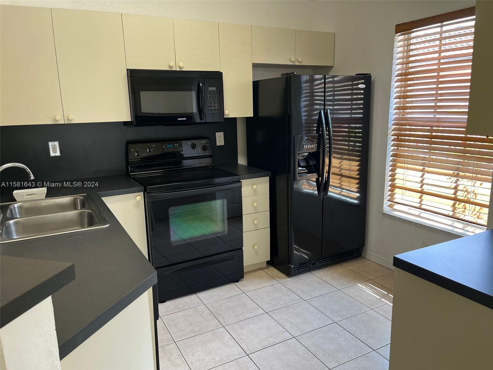 NEXT SUNRISE ENSEMBLE - Residential Lease