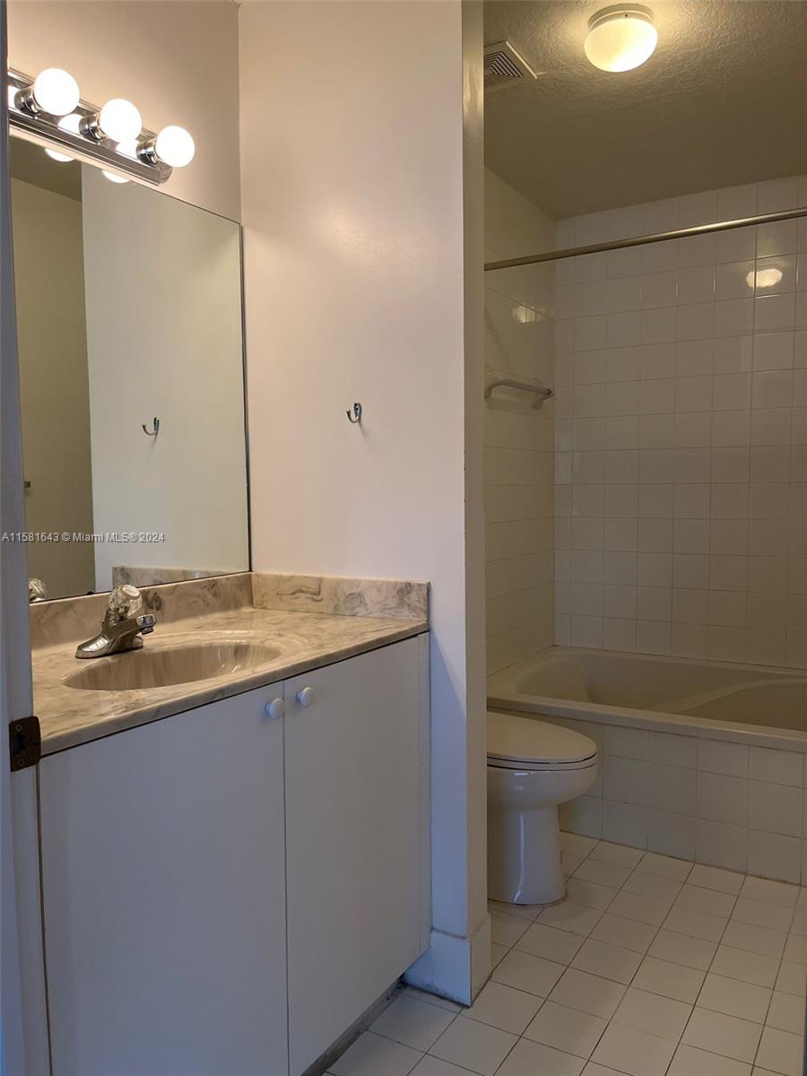 NEXT SUNRISE ENSEMBLE - Residential Lease