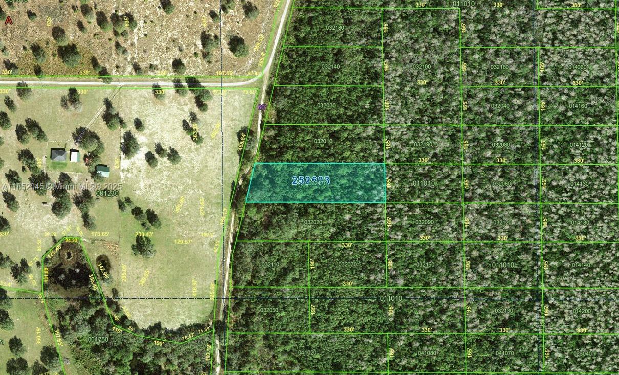Come and experience this piece of heaven. 2.16 acres in Sunshine Estate Community. Road or possible easement takes you to the front of your acres where you can enjoy to scenic views of tranquility. Florida land at it's finest.