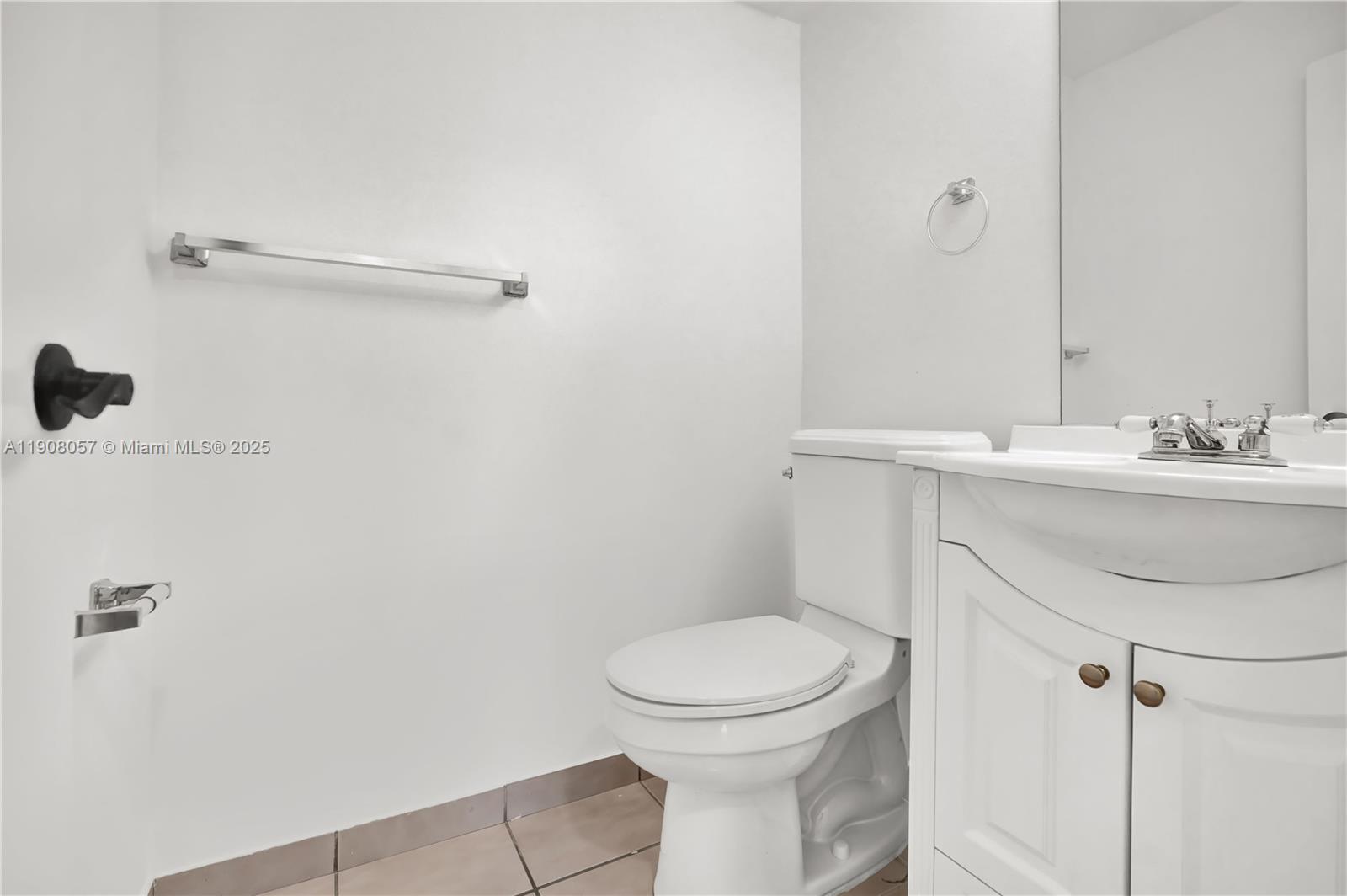 GABLES POINT III CONDO - Residential Lease