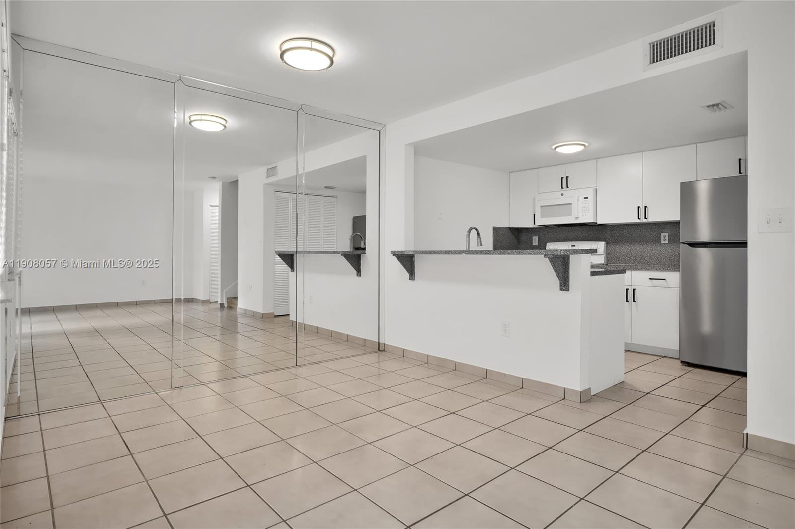 GABLES POINT III CONDO - Residential Lease