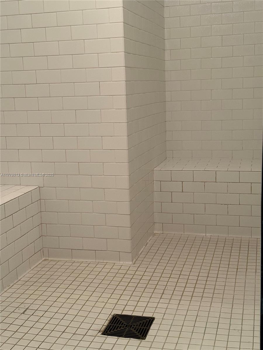 BRICKELLHOUSE CONDO - Residential