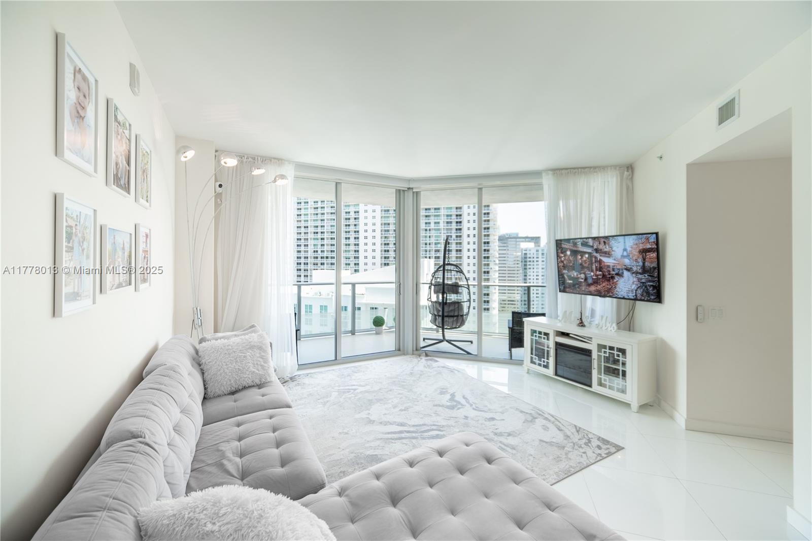 BRICKELLHOUSE CONDO - Residential