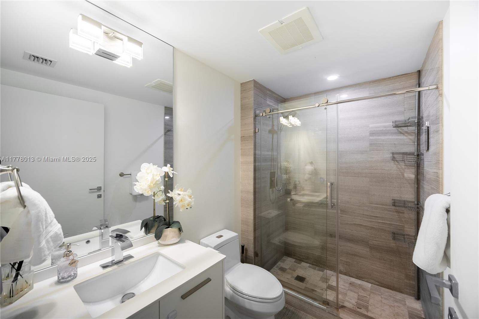 BRICKELLHOUSE CONDO - Residential