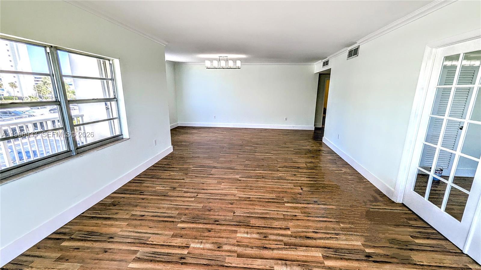 ARLEN HOUSE CONDO - Residential