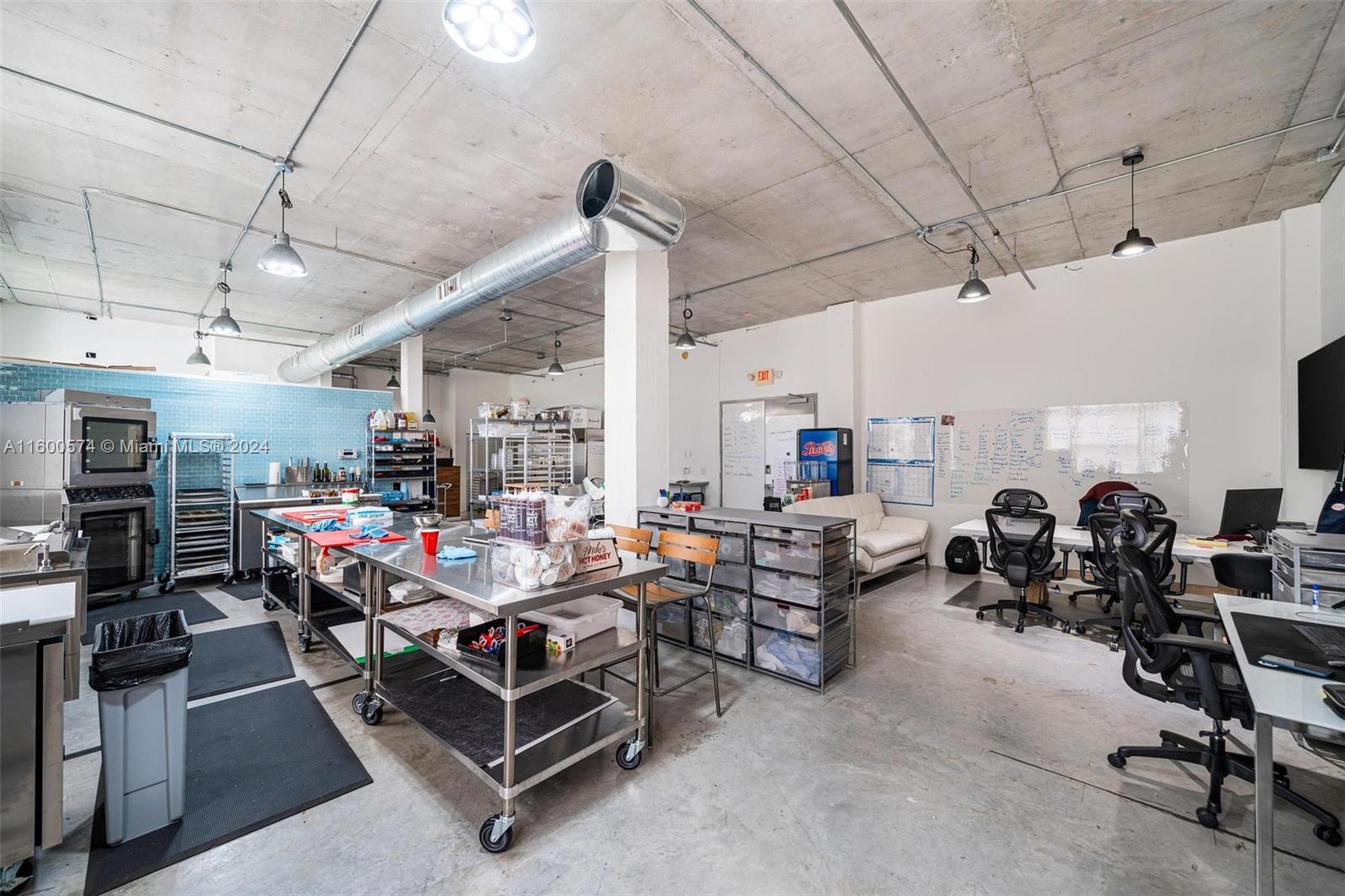 250 NW 23rd St 202
