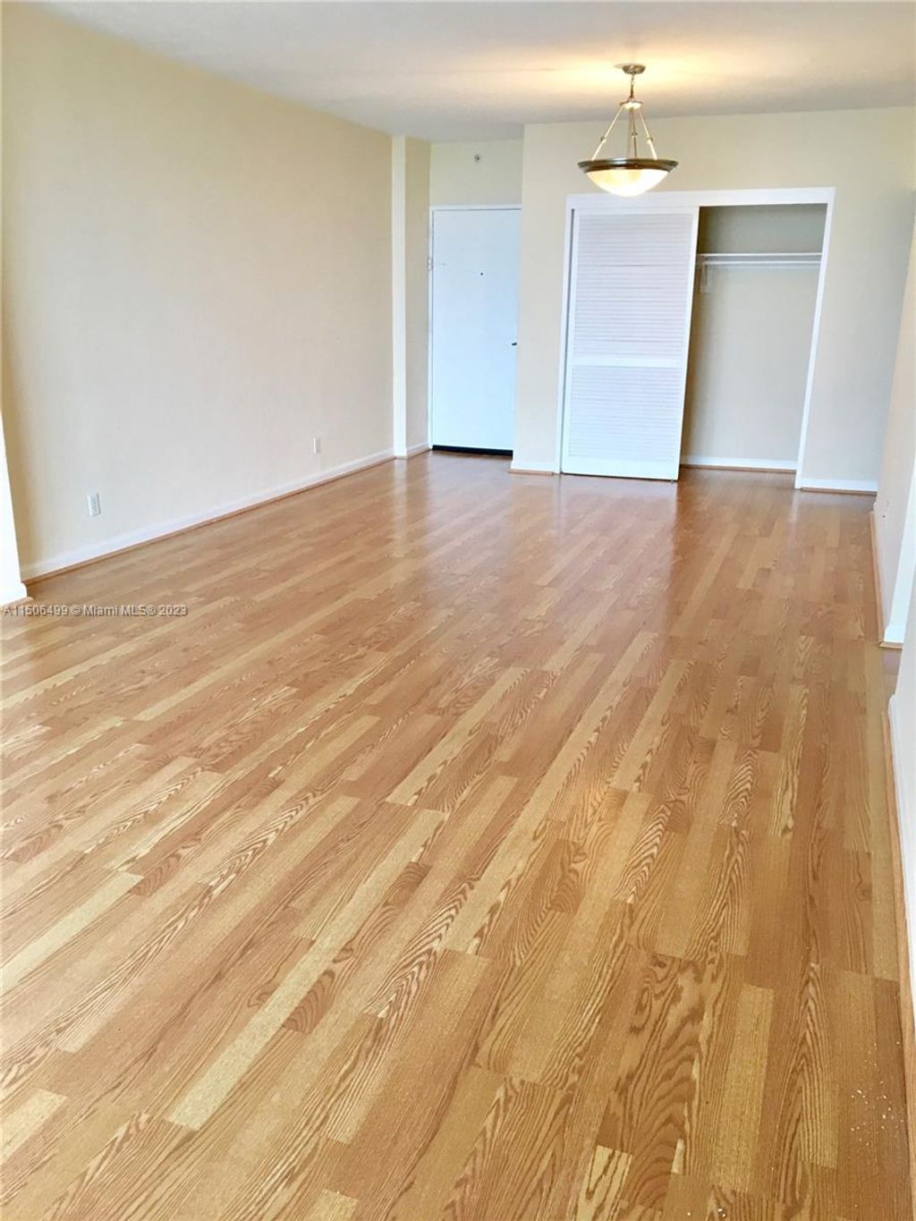 Photo of 3000 S Ocean Dr #1508, Hollywood, FL 33019 (MLS # A11506499)