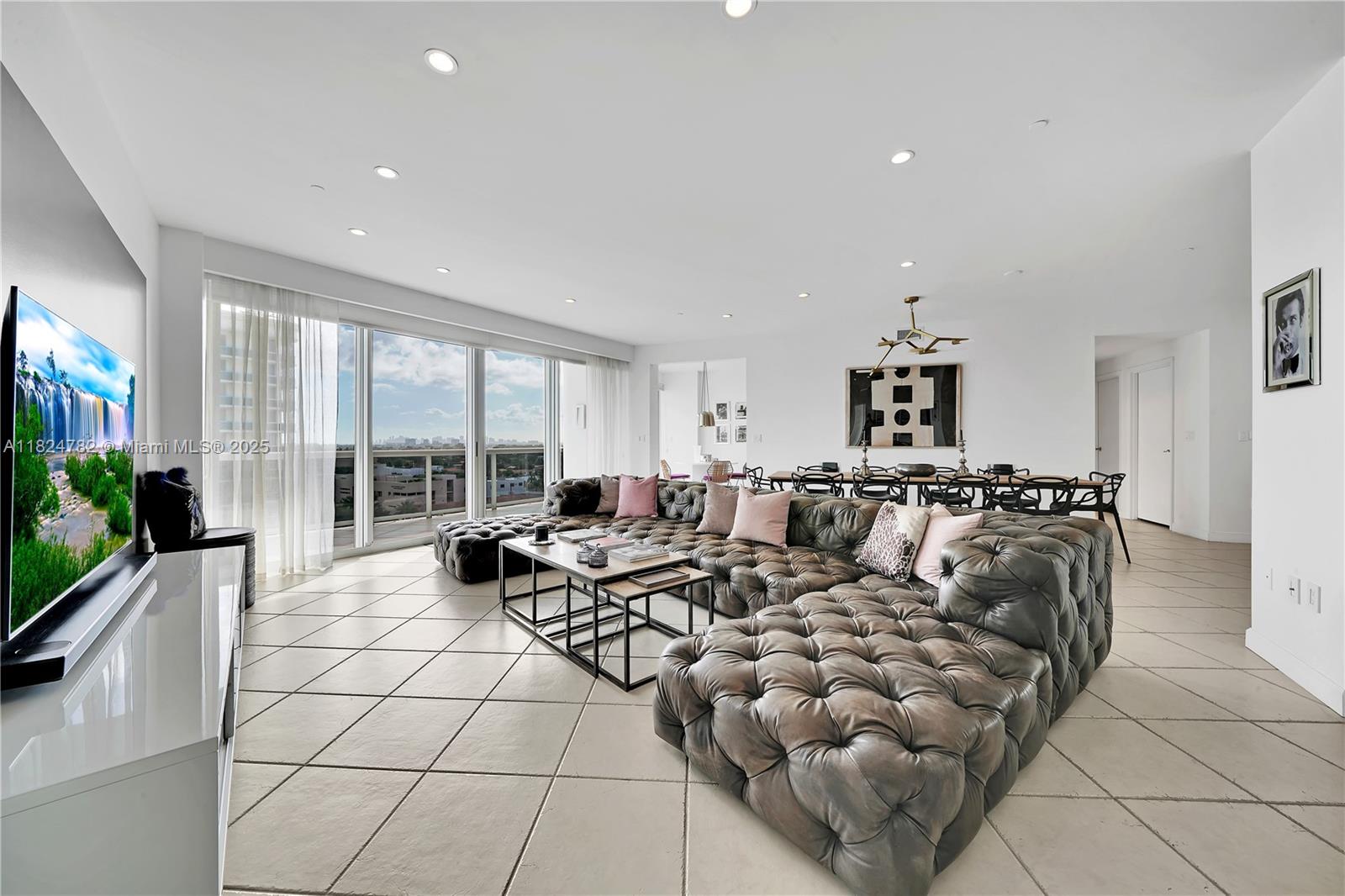 Experience luxury living in the prestigious oceanfront Majestic building in Bal Harbour. This stunning 2 -bedroom / 2,5 -bathroom unit offers breathtaking panoramic views of the ocean and the city skyline. The unit is bright and in perfect condition with spacious floor plan.
It is perfectly designed for both entertaining and relaxing ,featuring bright and elegant rooms, and a private elevator opening into your foyer. Enjoy world class amenities including a state-of-the-art fitness center, full service spa, tennis court, on-site restaurant , Valet and exclusive beach service. All just steps from the renowned Bal Harbour Shops, houses of worship and the dining and boutiques of Surfside.