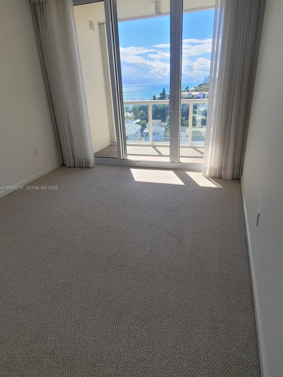 RENAISSANCE ON THE OCEAN - Residential