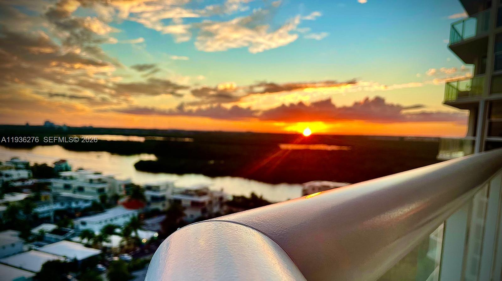 RENAISSANCE ON THE OCEAN - Residential