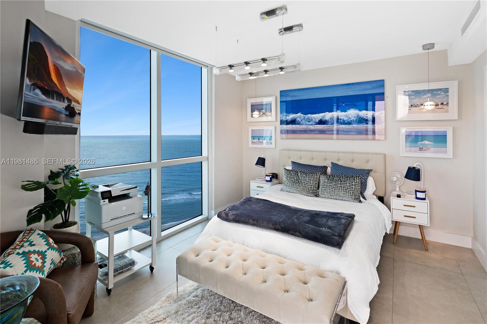 MOSAIC ON MIAMI BEACH CON - Residential Lease