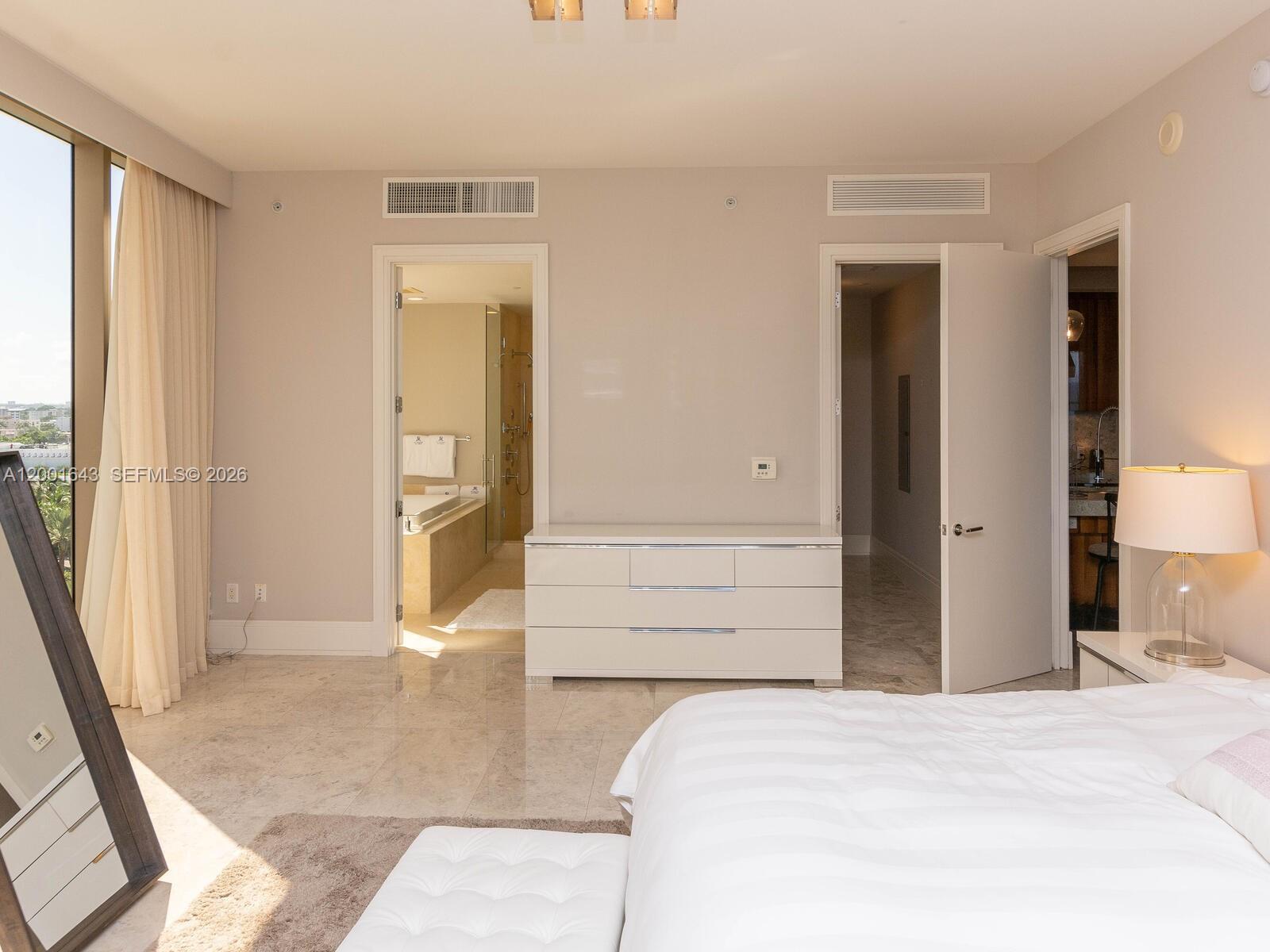 BAL HARBOUR NORTH SOUTH C - Residential Lease