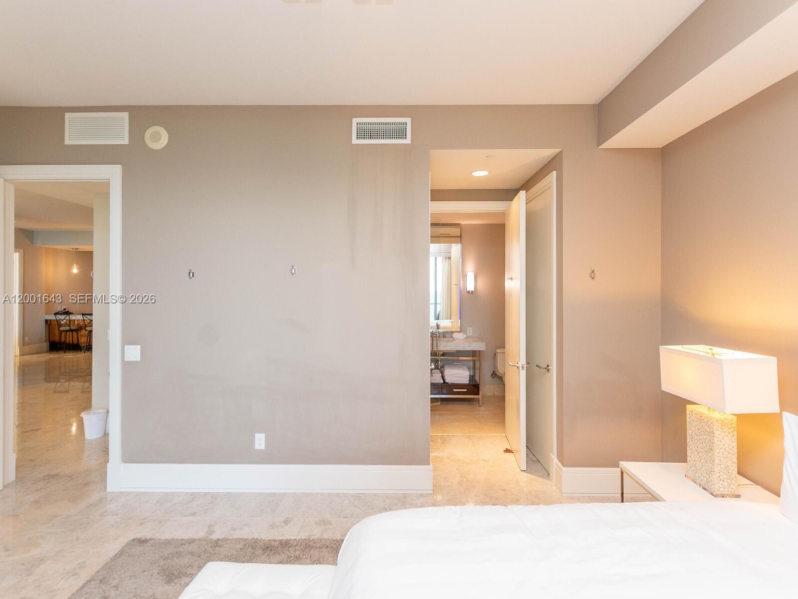 BAL HARBOUR NORTH SOUTH C - Residential Lease