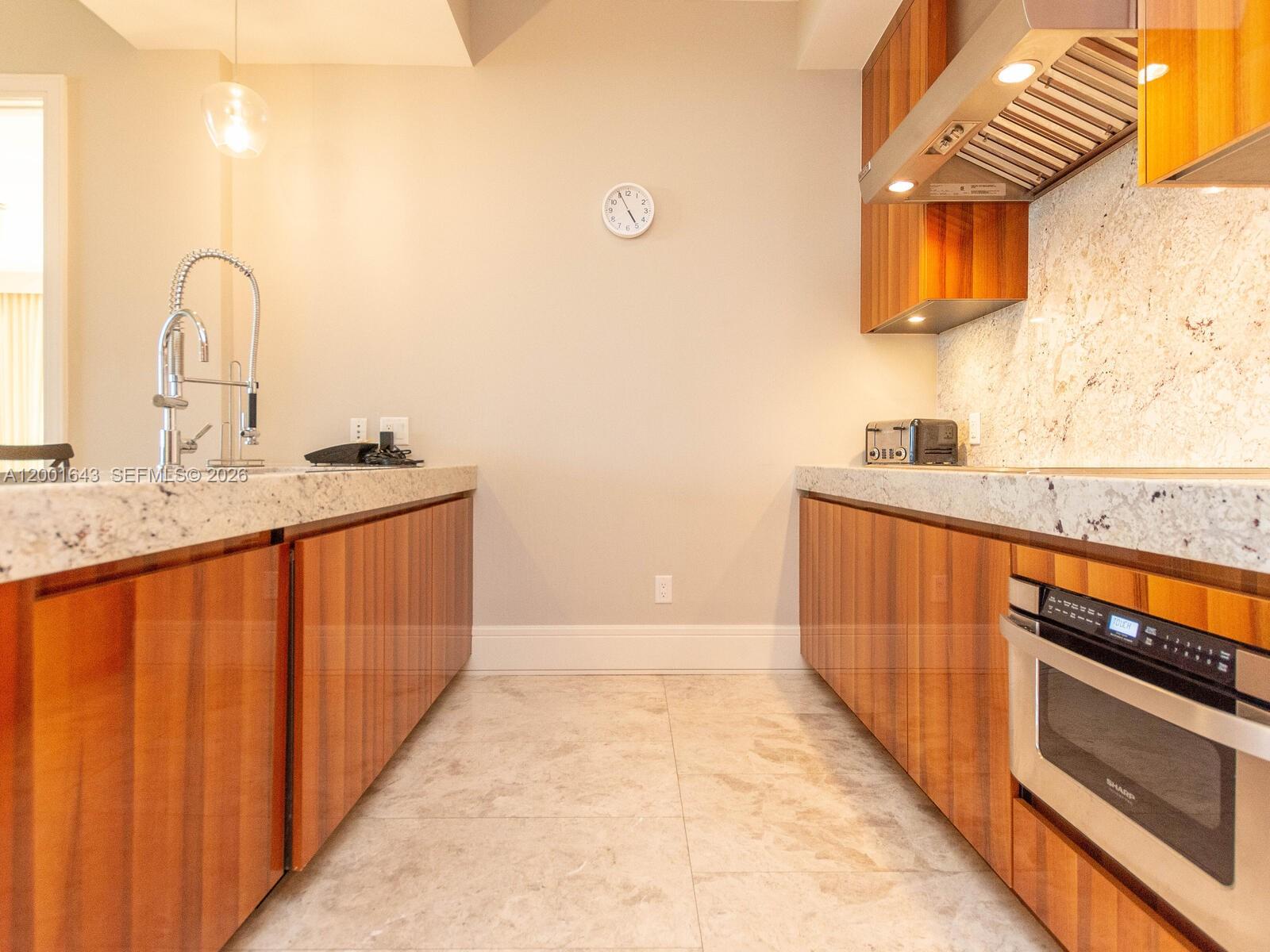 BAL HARBOUR NORTH SOUTH C - Residential Lease