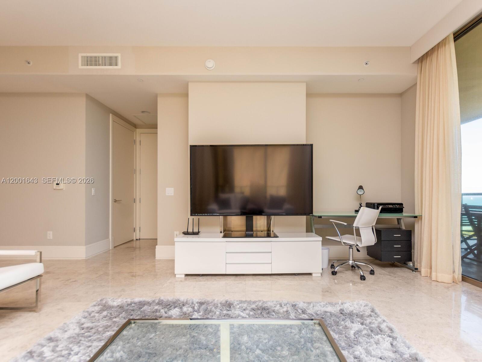 BAL HARBOUR NORTH SOUTH C - Residential Lease