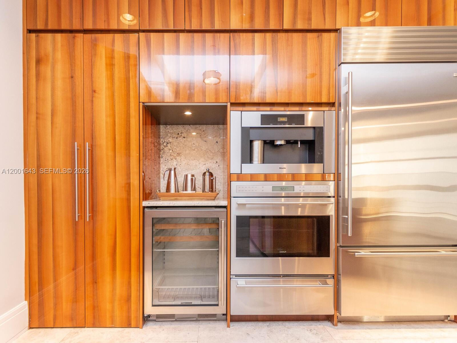 BAL HARBOUR NORTH SOUTH C - Residential Lease