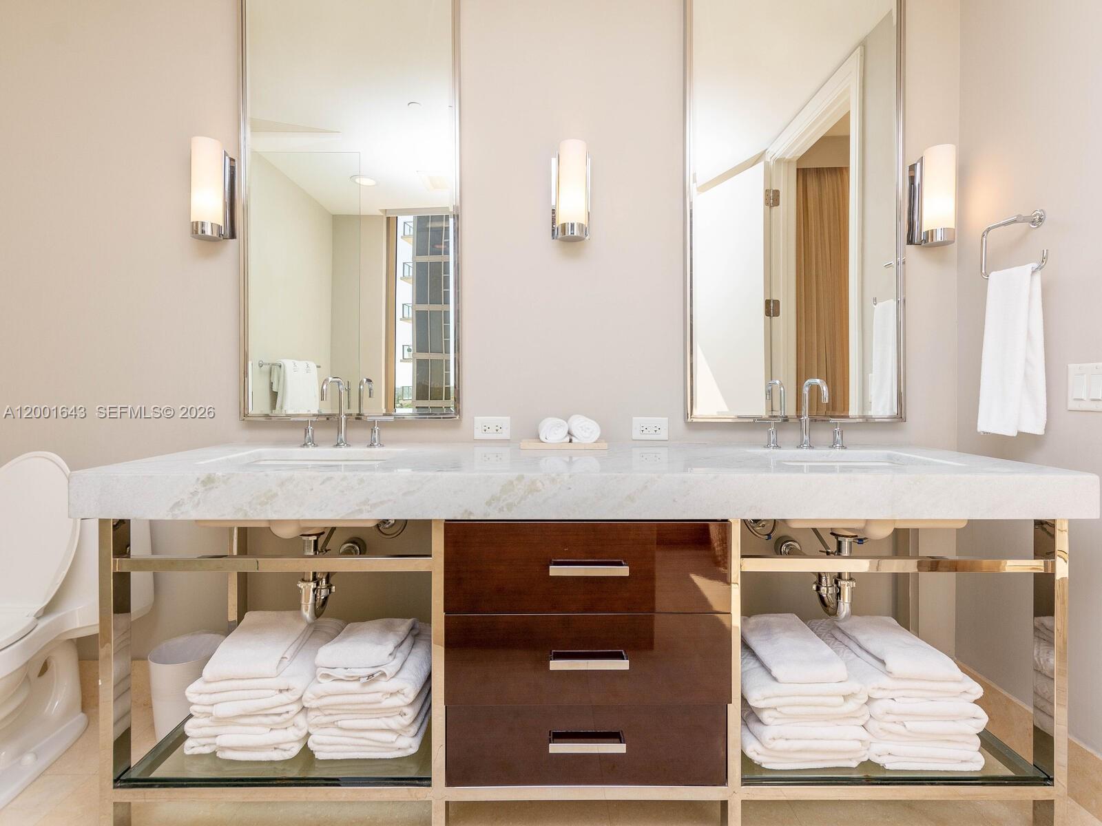 BAL HARBOUR NORTH SOUTH C - Residential Lease