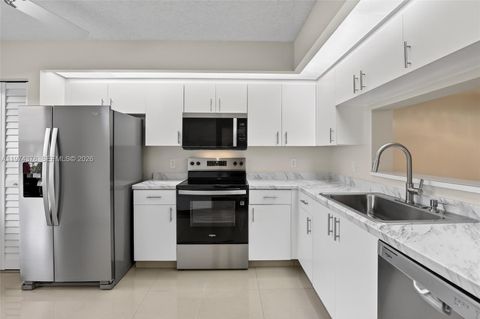 701 SW 142nd Ave 113S Pembroke Pines FL 33027