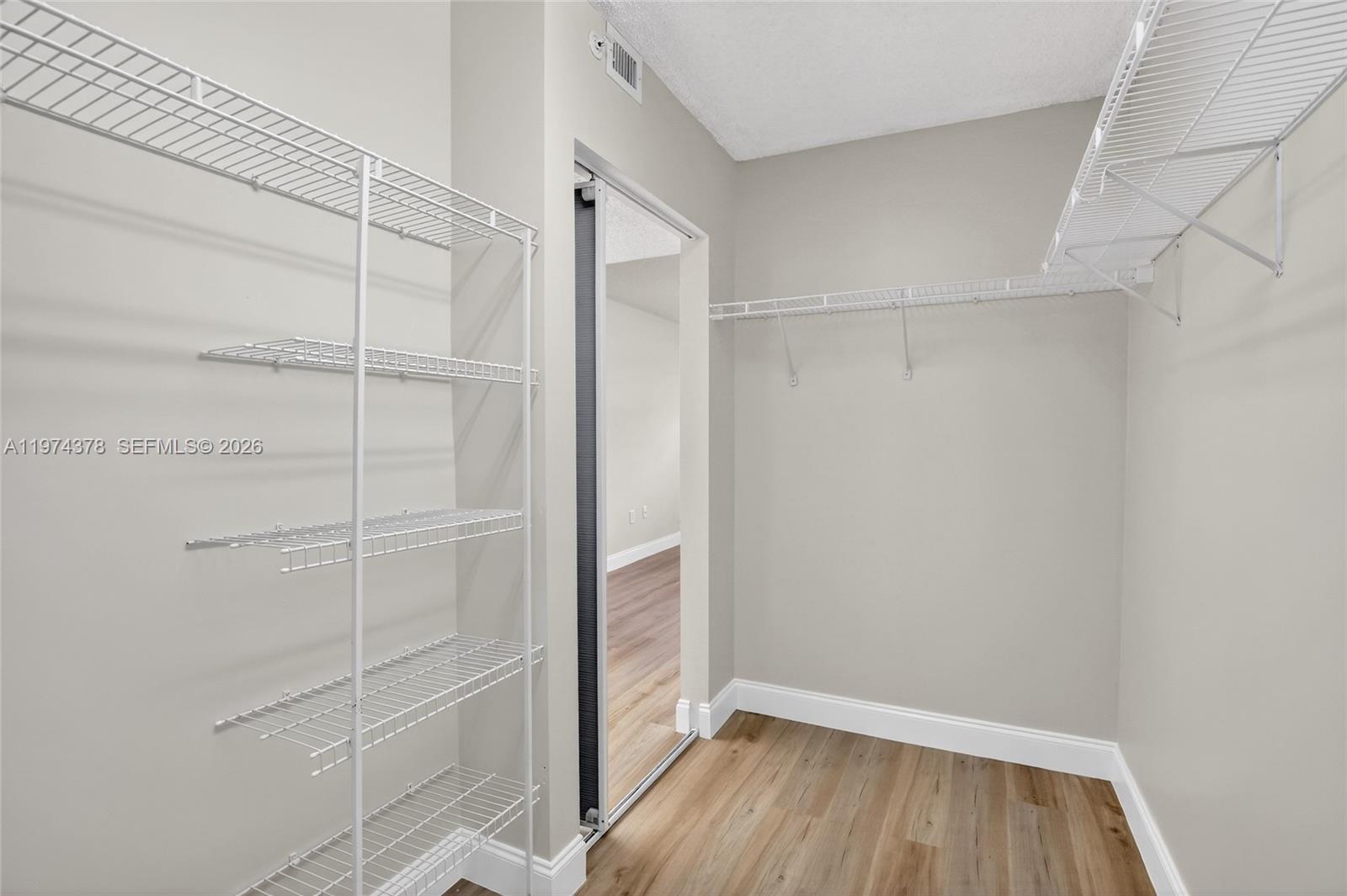 PLYMOUTH - Residential