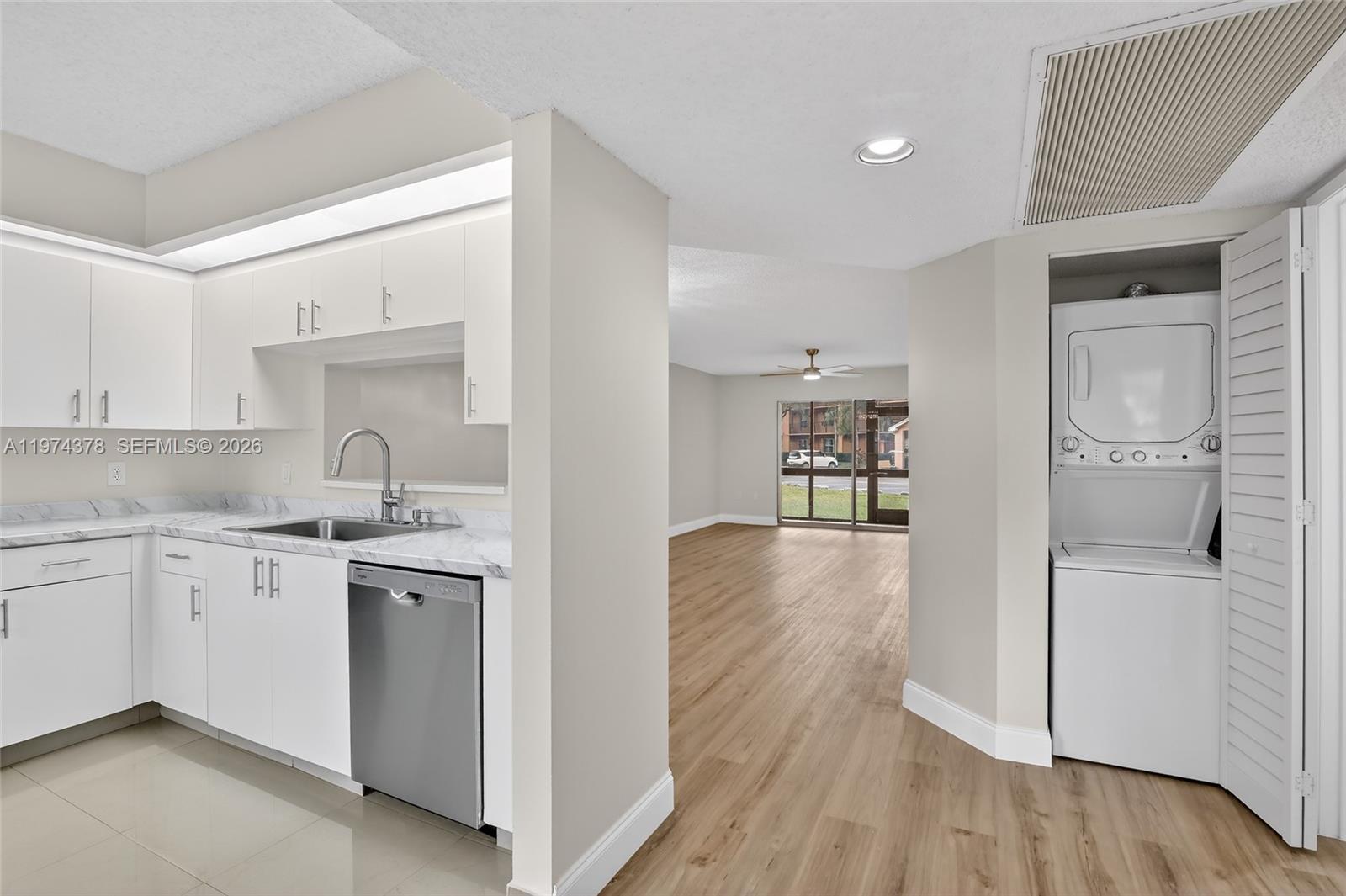 701 SW 142nd Ave 113S