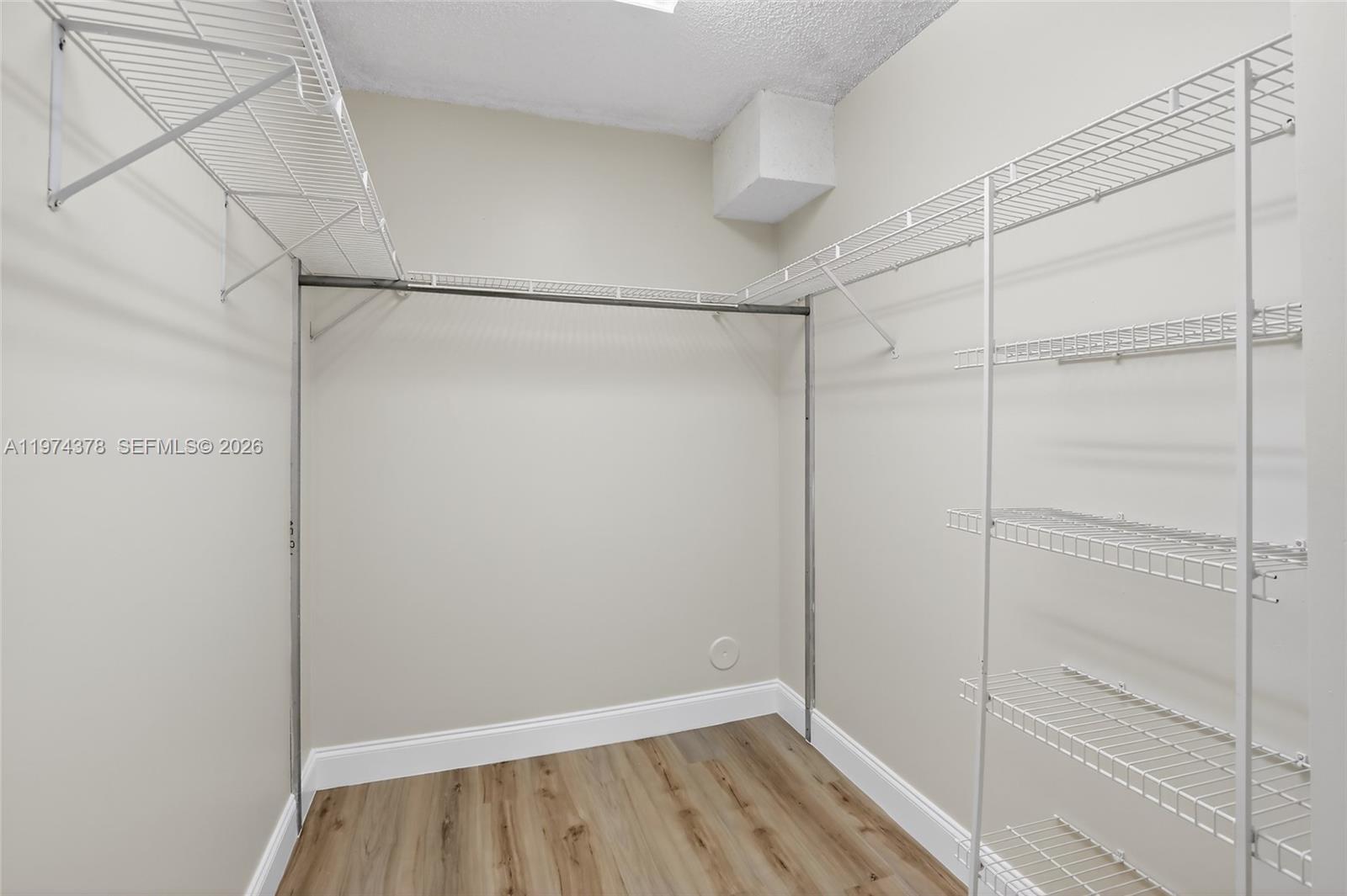 PLYMOUTH - Residential