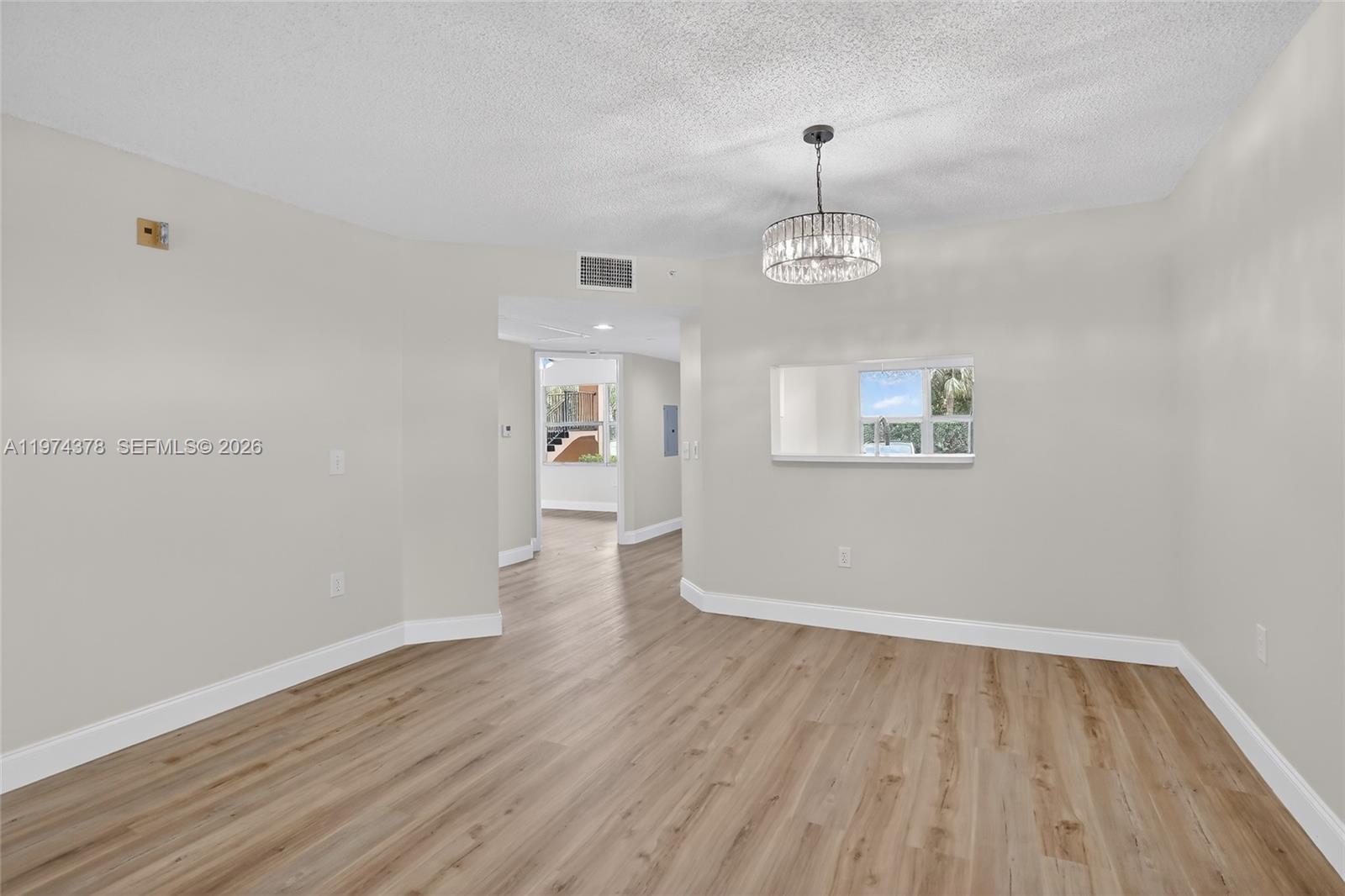 PLYMOUTH - Residential