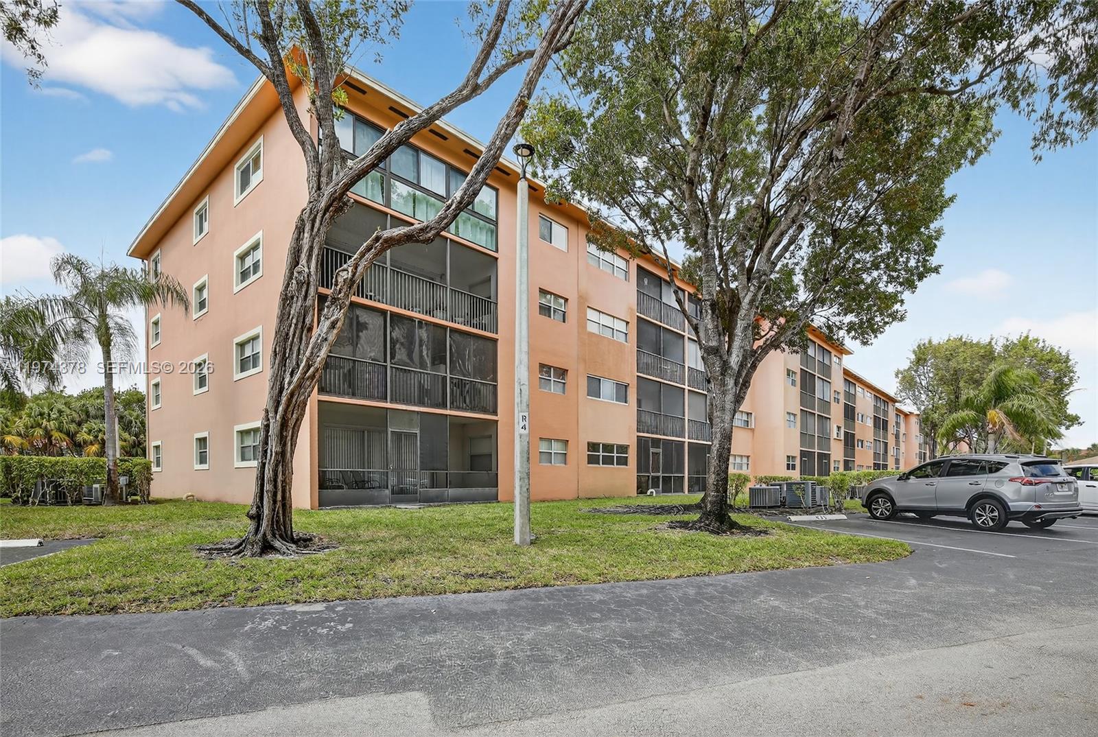 PLYMOUTH - Residential