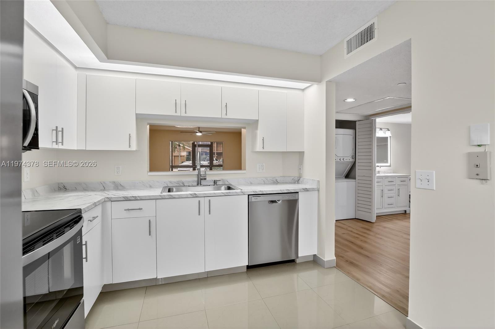 PLYMOUTH - Residential