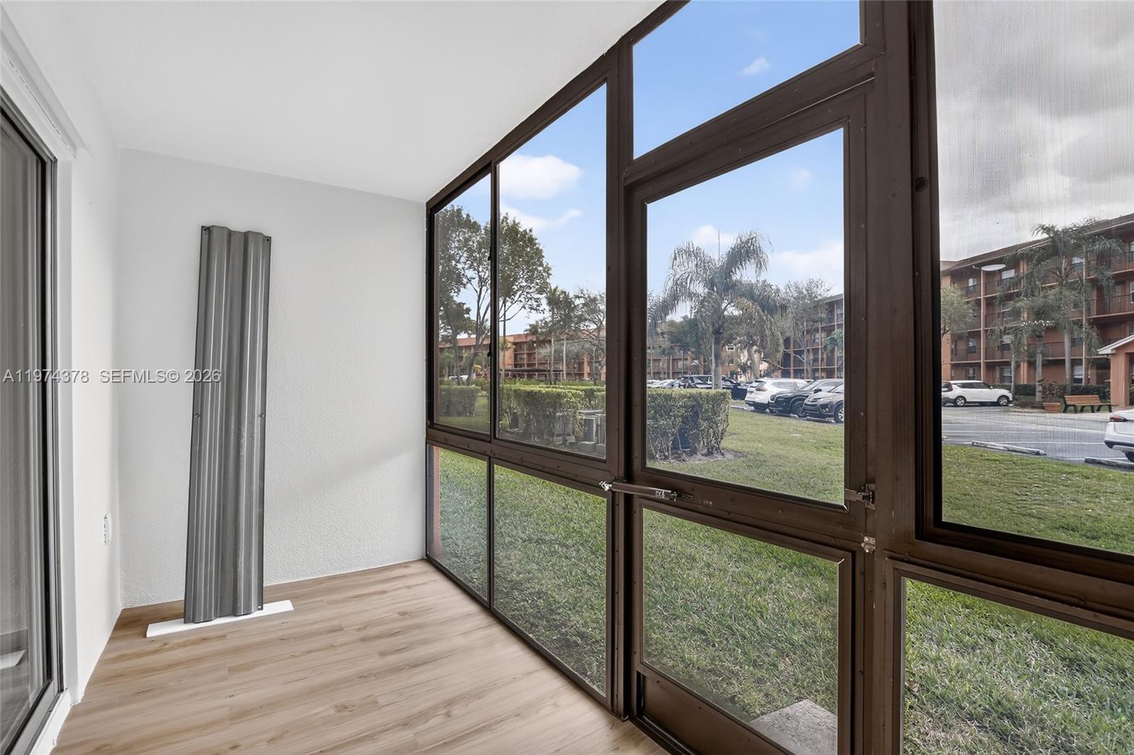 PLYMOUTH - Residential