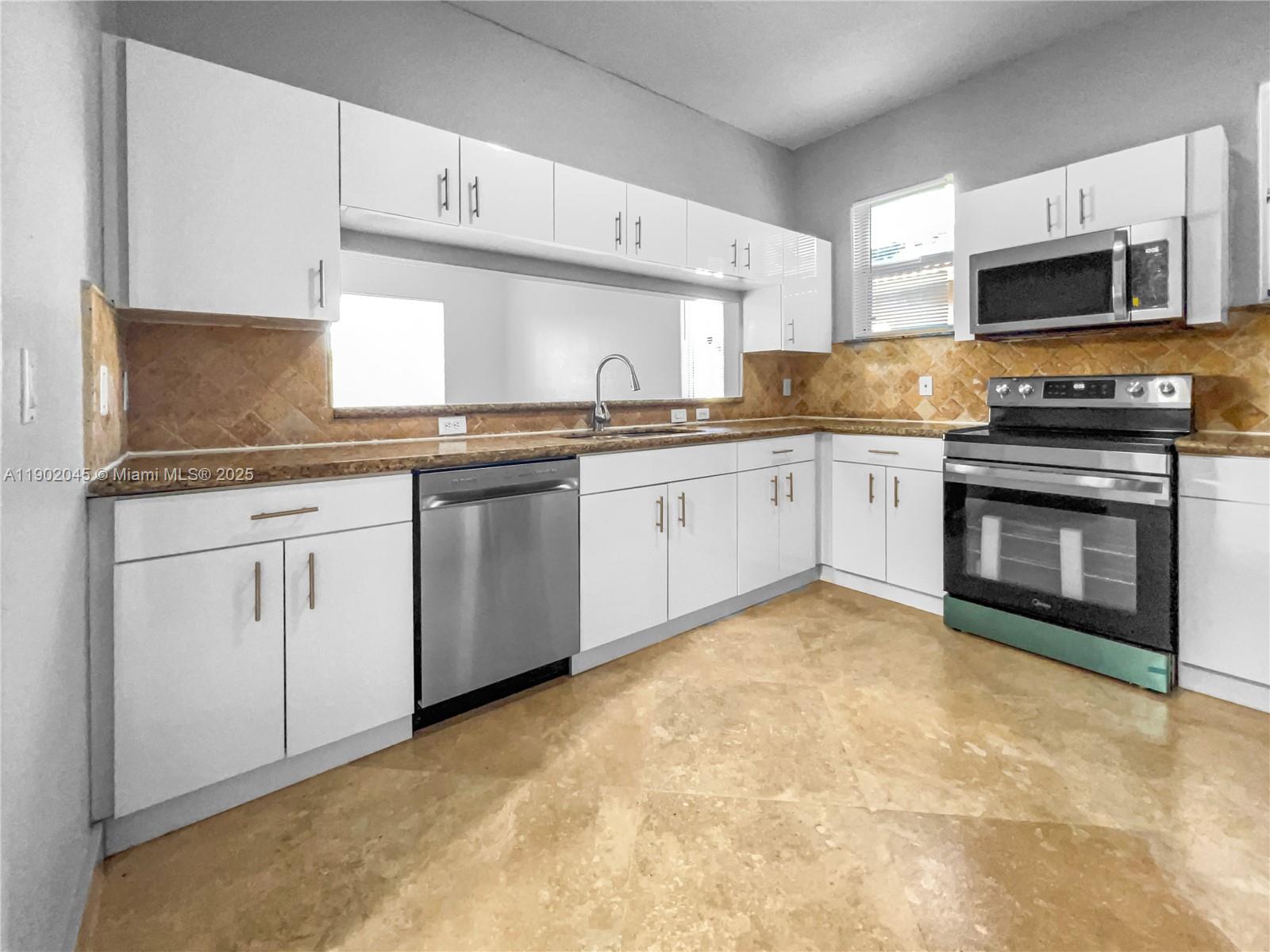 VILLAS AT THE RENAISSANCE - Residential Lease