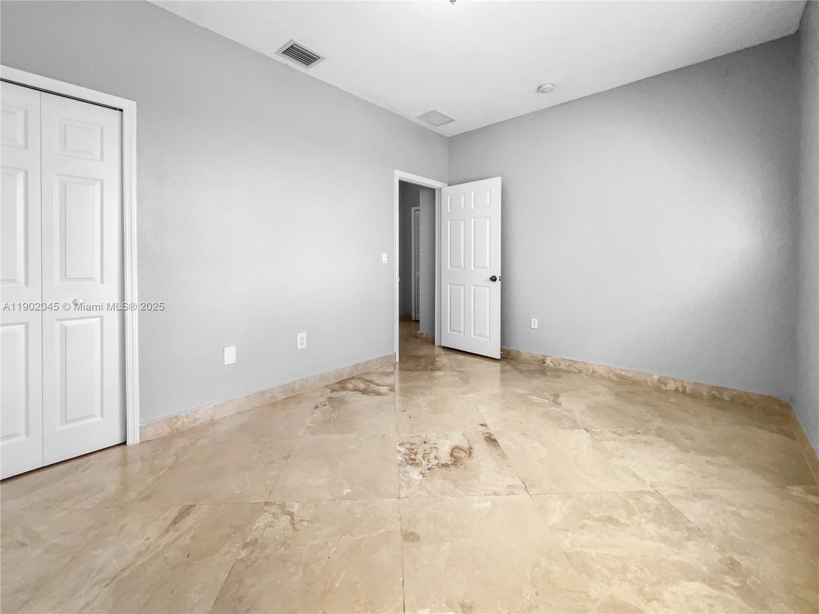 VILLAS AT THE RENAISSANCE - Residential Lease