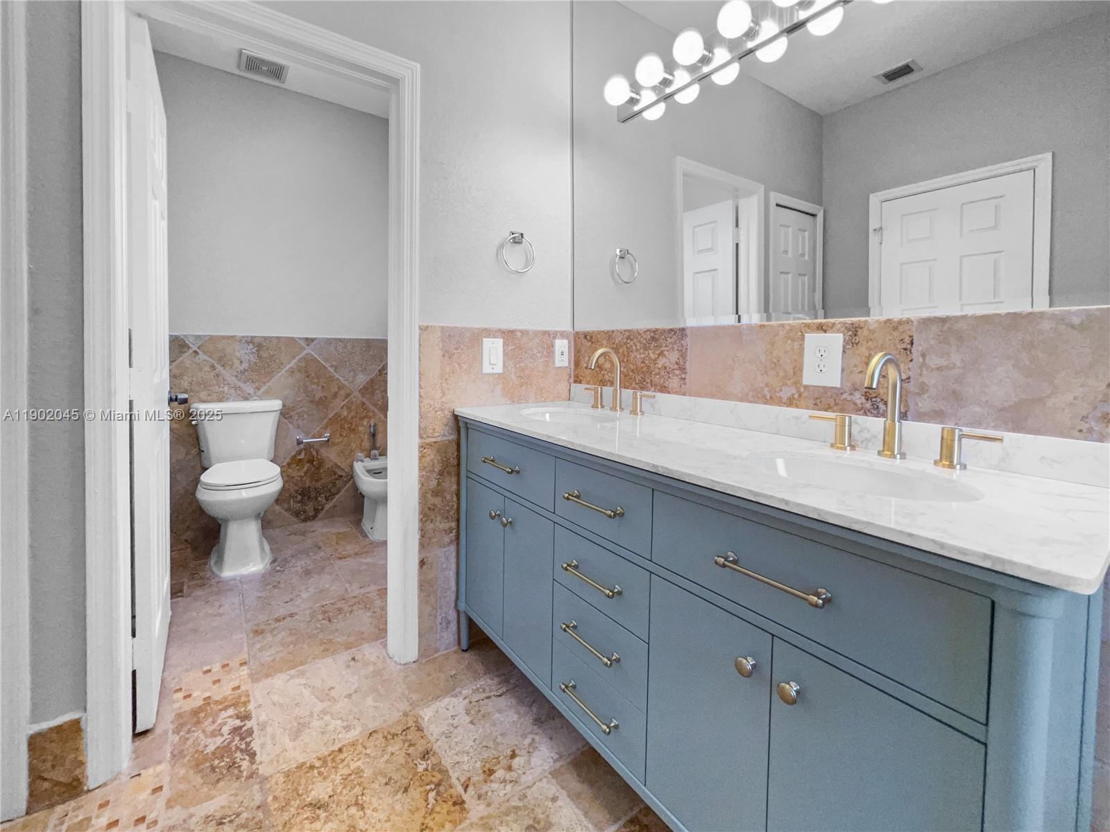 VILLAS AT THE RENAISSANCE - Residential Lease