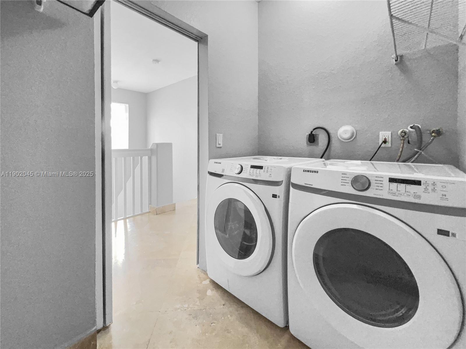 VILLAS AT THE RENAISSANCE - Residential Lease