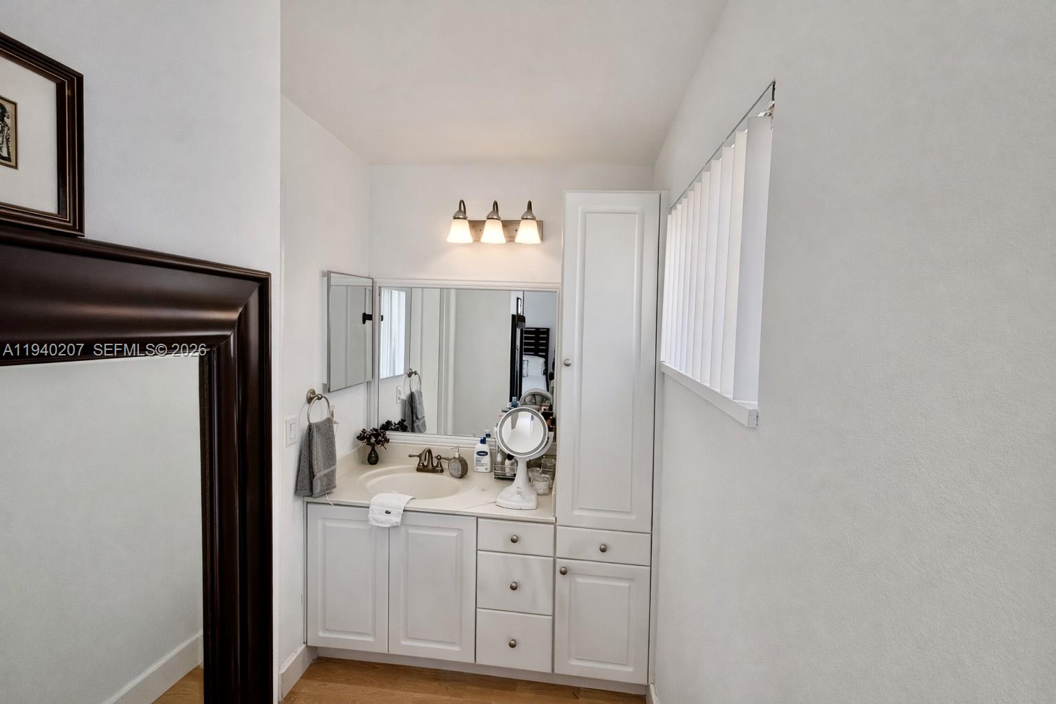 OAK PARK ESTATES SEC 1 - Residential