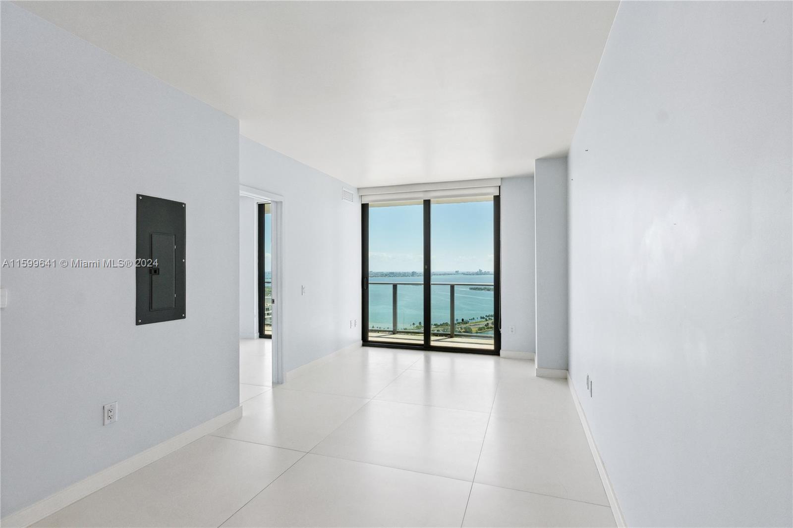PARAISO BAYVIEWS CONDO - Residential Lease