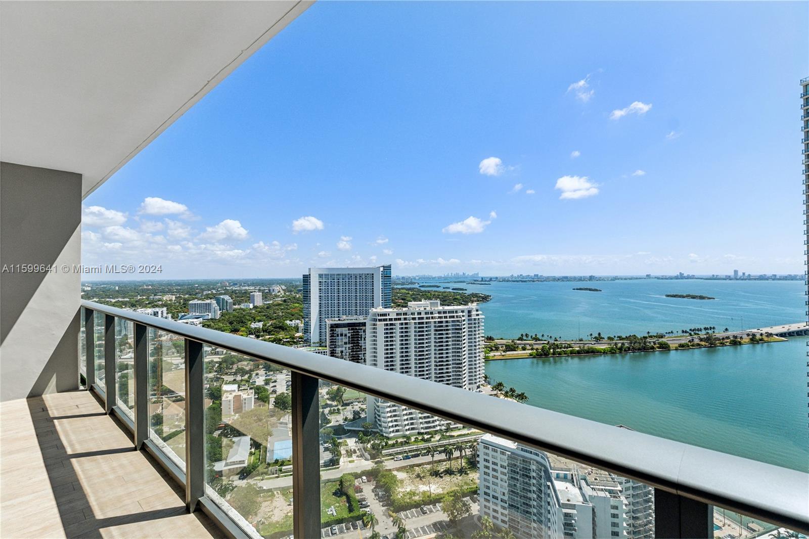 PARAISO BAYVIEWS CONDO - Residential Lease