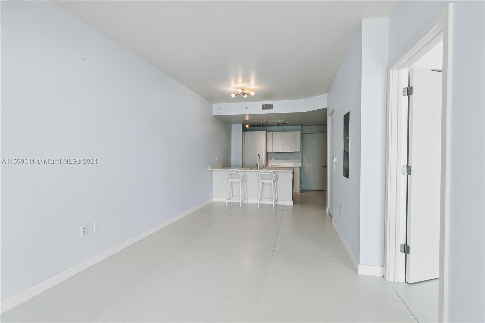 PARAISO BAYVIEWS CONDO - Residential Lease