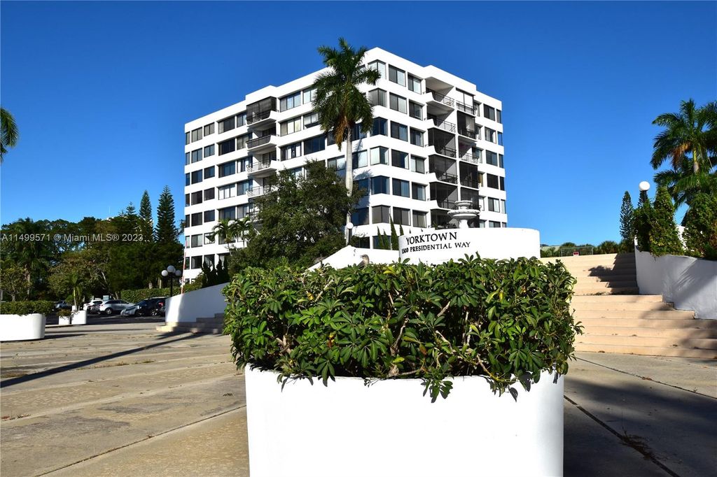 Photo of 1500 Presidential Way #401, West Palm Beach, FL 33401 (MLS # A11499571)