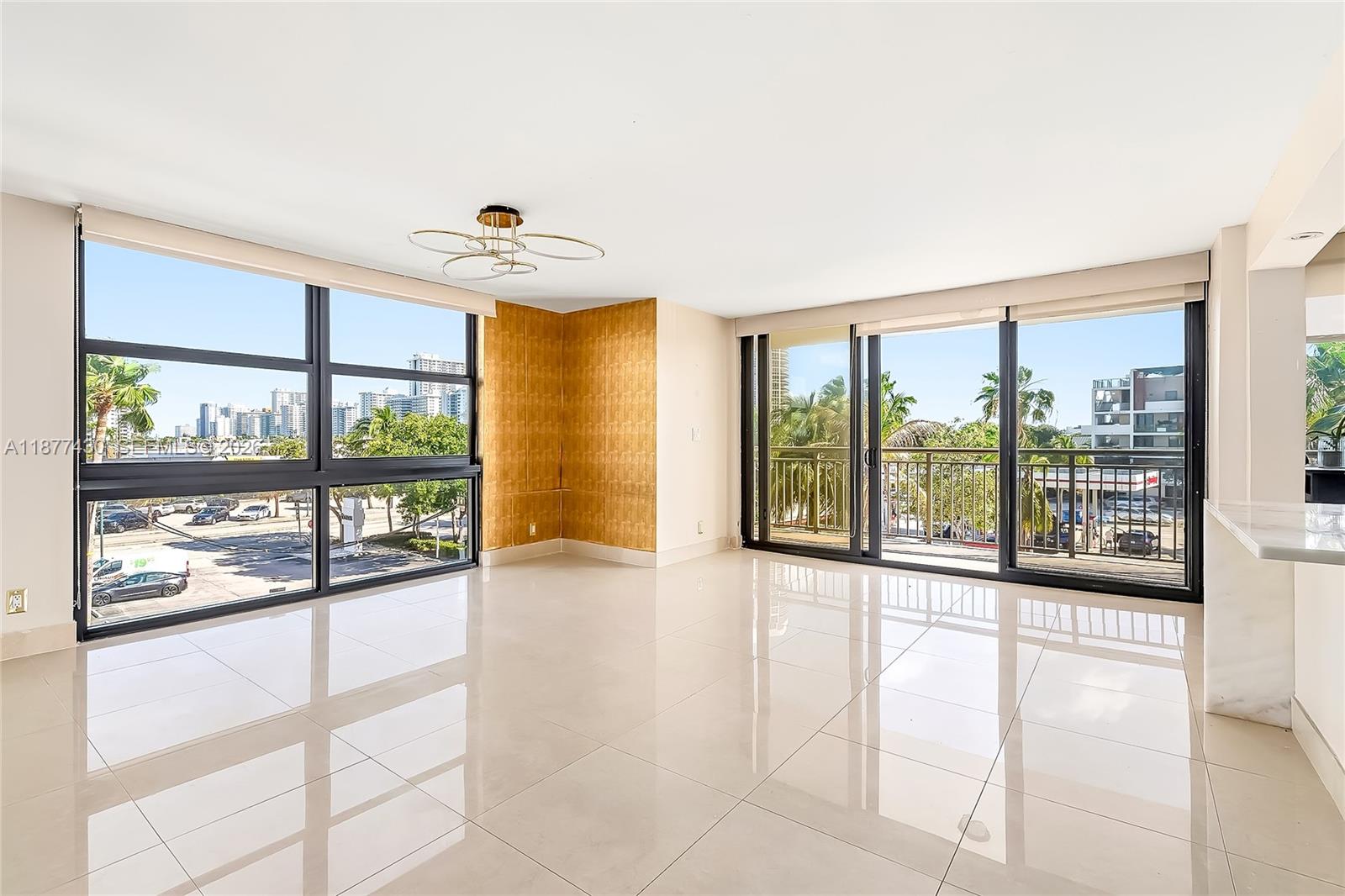 3031 N Ocean Blvd 406