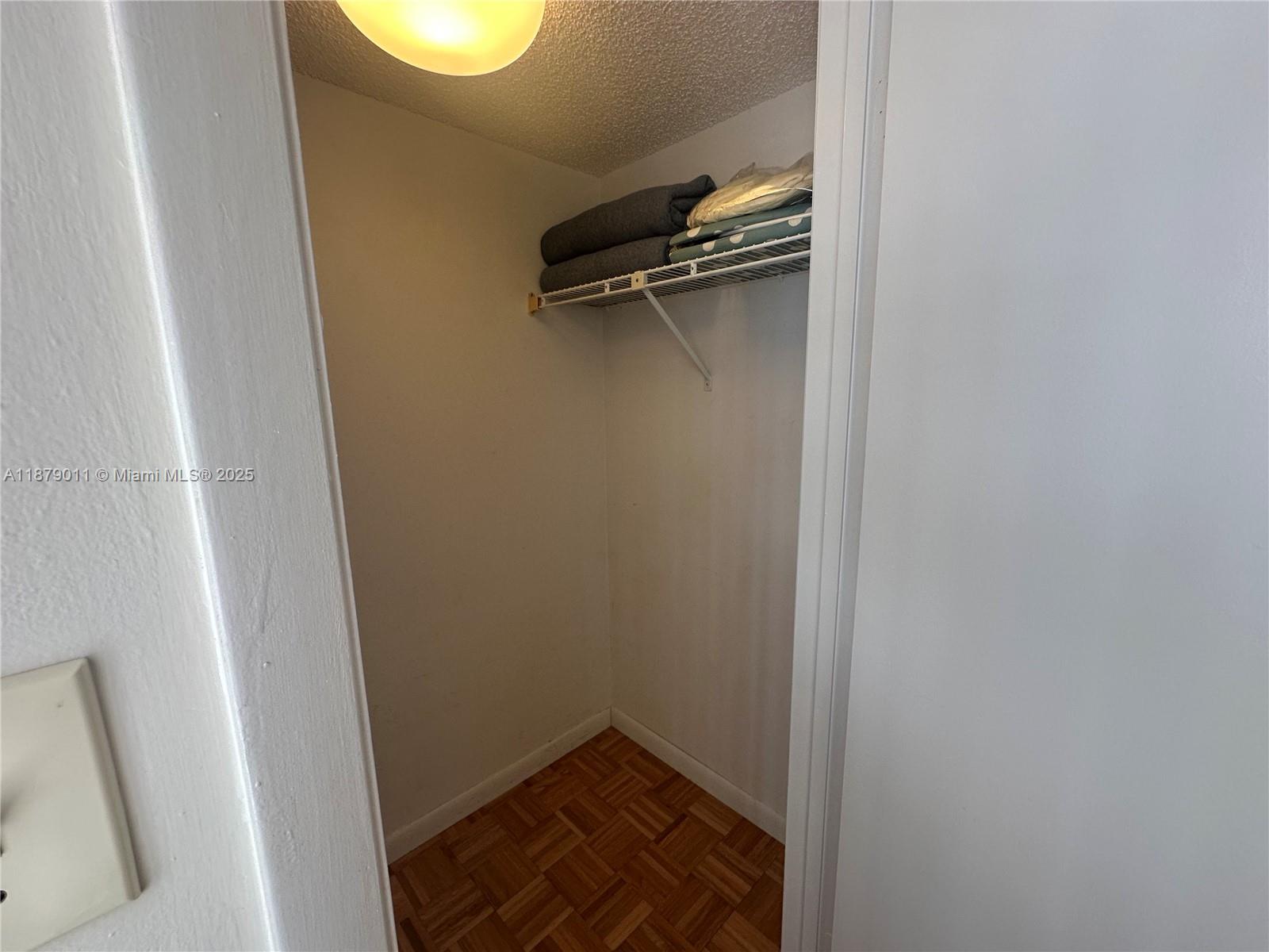 GALERIA CONDO - Residential Lease