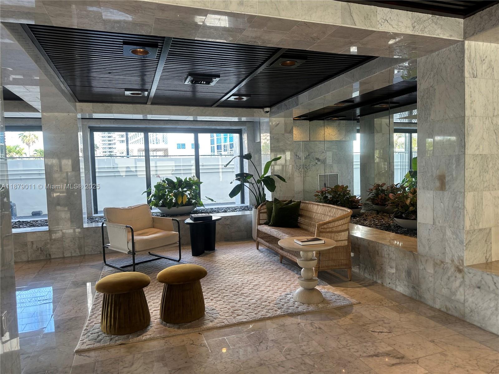 GALERIA CONDO - Residential Lease