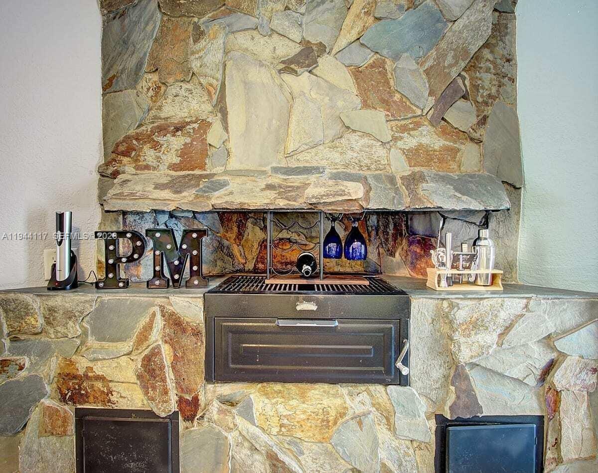 WILTON ESTATES RESUB - Residential